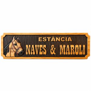 Placa Linha Mestre Ouro Letras e Desenho Esculpido Manual 1.5x40 Metros